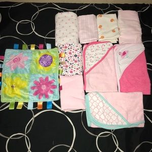 Baby girl towels & swaddle blankets + play blanket